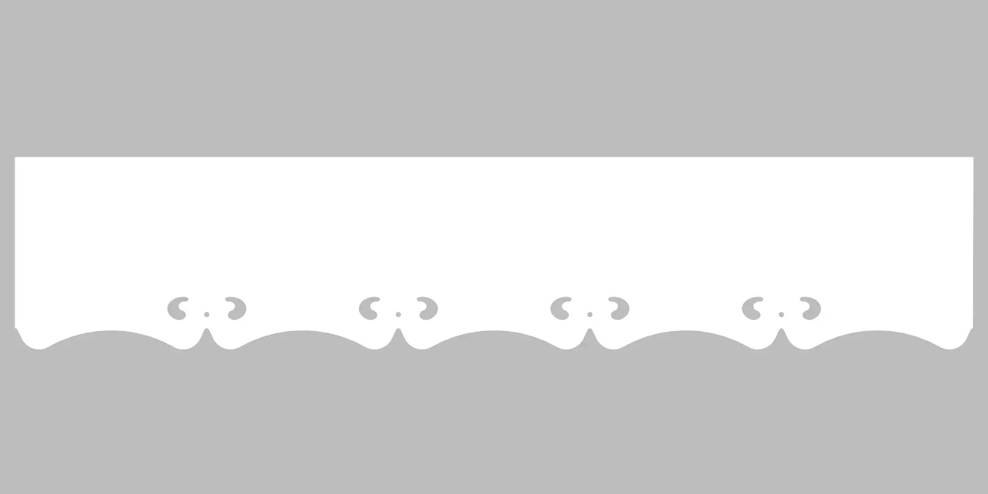 Bandeau du lambrequin Breville blanc en alu, motif décoratif pour extérieur de fenêtre, vue rapprochée sur le décor 70mm découpé, ORNABAT
