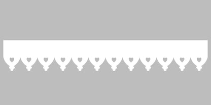 Bandeau du lambrequin Romans blanc en alu, motif décoratif pour bord de toit et fenêtre, vue rapprochée sur la frise 80mm découpée, ORNABAT