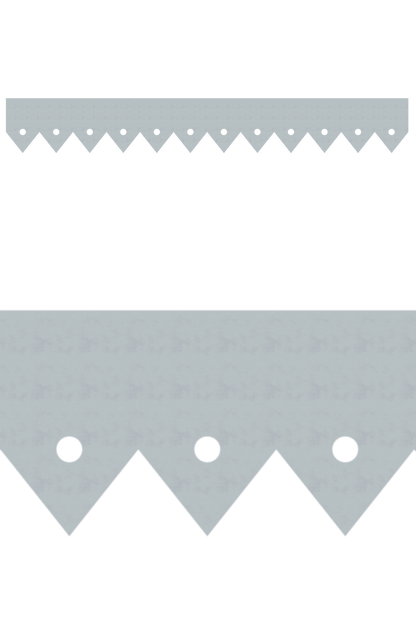 Détail du lambrequin Voiron en métal zinc, motif décoratif pour bord de toit et fenêtre, vue rapprochée sur la frise 75mm découpée, ORNABAT