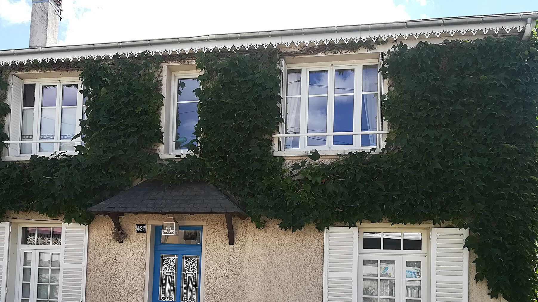 Lambrequin de toit, frise en bas de toit à l'égout, modèle Tarbes en alu composite blanc, ORNABAT